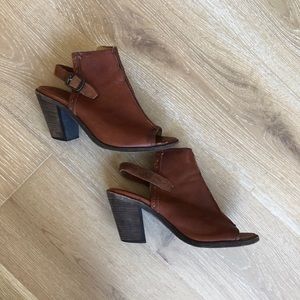 Frye leather shoes